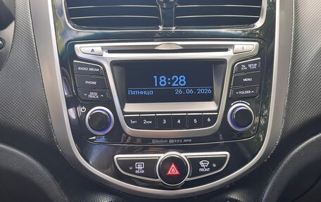 Hyundai Solaris II рестайлинг, 2014 год, 900 000 рублей, 9 фотография