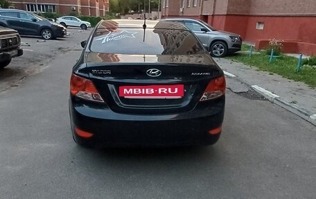 Hyundai Solaris II рестайлинг, 2012 год, 450 000 рублей, 5 фотография