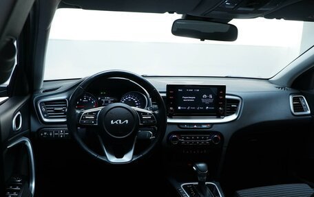KIA cee'd III, 2022 год, 1 851 444 рублей, 6 фотография