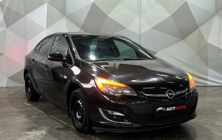 Opel Astra J, 2013 год, 700 000 рублей, 3 фотография