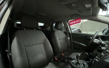 Opel Astra J, 2013 год, 700 000 рублей, 9 фотография