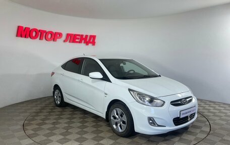 Hyundai Solaris II рестайлинг, 2012 год, 870 000 рублей, 3 фотография