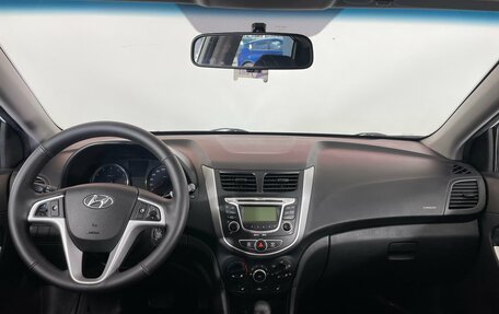 Hyundai Solaris II рестайлинг, 2012 год, 870 000 рублей, 10 фотография