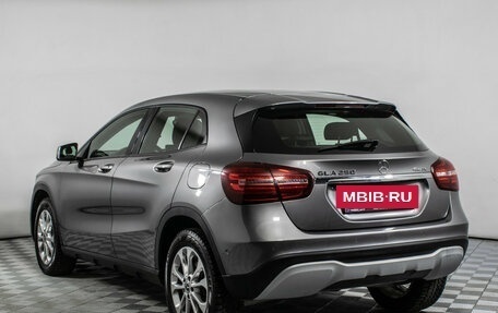 Mercedes-Benz GLA, 2017 год, 2 115 000 рублей, 8 фотография