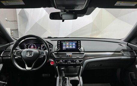 Honda Accord IX рестайлинг, 2021 год, 2 500 000 рублей, 11 фотография