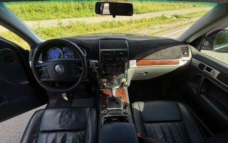 Volkswagen Touareg III, 2009 год, 1 230 000 рублей, 13 фотография