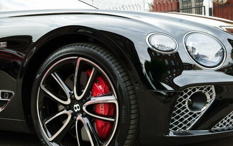 Bentley Continental GT III, 2018 год, 18 500 000 рублей, 10 фотография