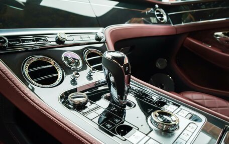Bentley Continental GT III, 2018 год, 18 500 000 рублей, 21 фотография