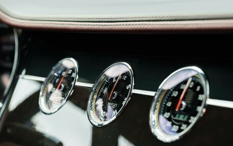 Bentley Continental GT III, 2018 год, 18 500 000 рублей, 22 фотография