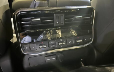Toyota Land Cruiser, 2026 год, 15 800 000 рублей, 12 фотография