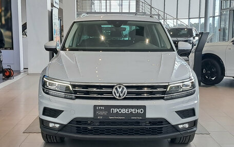 Volkswagen Tiguan II, 2020 год, 3 156 000 рублей, 2 фотография