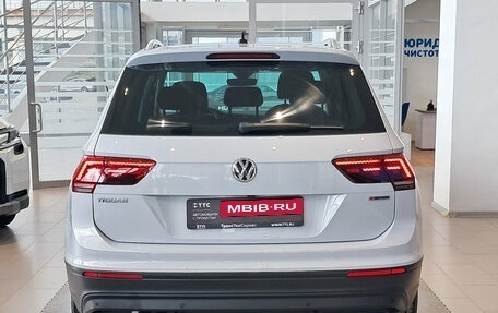 Volkswagen Tiguan II, 2020 год, 3 156 000 рублей, 6 фотография