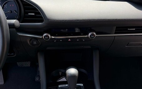 Mazda 3, 2022 год, 1 720 029 рублей, 9 фотография