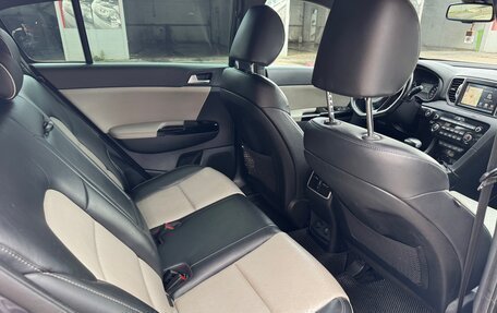 KIA Sportage IV рестайлинг, 2018 год, 1 790 000 рублей, 9 фотография