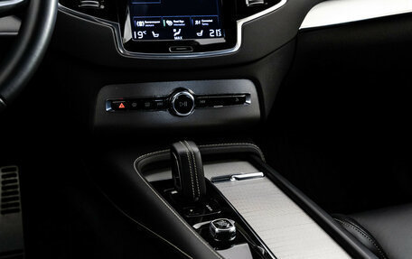 Volvo XC90 II рестайлинг, 2021 год, 5 249 000 рублей, 18 фотография