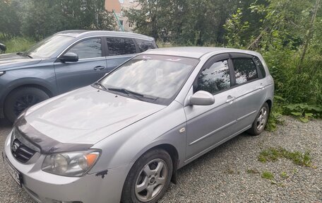 KIA Cerato I, 2004 год, 400 000 рублей, 2 фотография