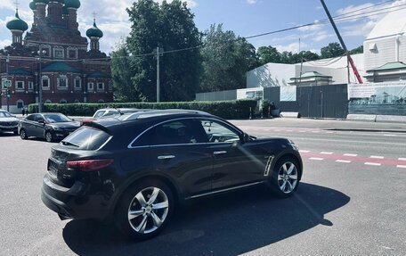 Infiniti QX70, 2015 год, 1 870 000 рублей, 12 фотография