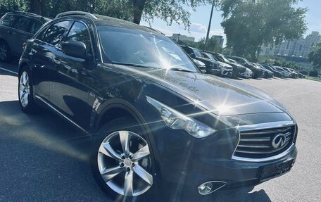Infiniti QX70, 2015 год, 1 870 000 рублей, 5 фотография