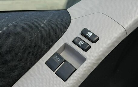 Toyota Yaris III рестайлинг, 2006 год, 470 000 рублей, 6 фотография