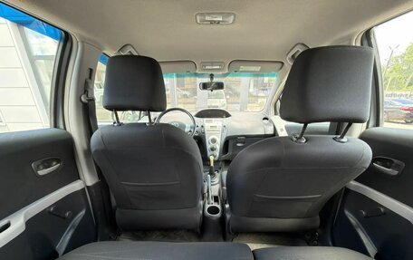 Toyota Yaris III рестайлинг, 2006 год, 470 000 рублей, 17 фотография