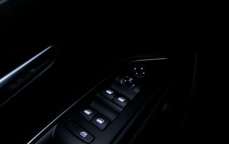Peugeot 5008 II, 2018 год, 2 090 000 рублей, 6 фотография