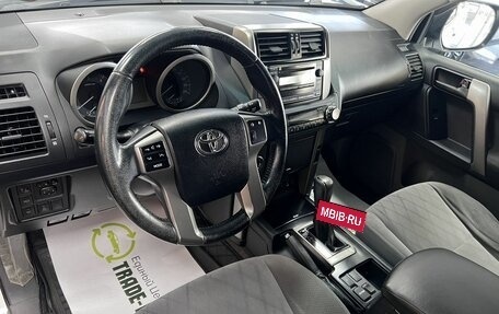 Toyota Land Cruiser Prado 150 рестайлинг 2, 2013 год, 3 500 000 рублей, 9 фотография