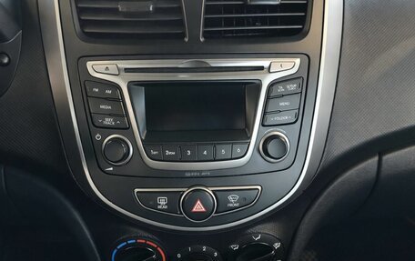Hyundai Solaris II рестайлинг, 2016 год, 999 000 рублей, 11 фотография