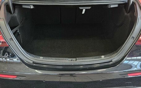Mercedes-Benz E-Класс, 2021 год, 2 745 000 рублей, 19 фотография