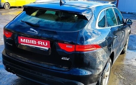 Jaguar F-Pace, 2017 год, 2 000 000 рублей, 2 фотография