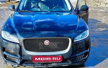 Jaguar F-Pace, 2017 год, 2 000 000 рублей, 1 фотография