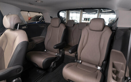 KIA Carnival, 2024 год, 5 700 000 рублей, 16 фотография