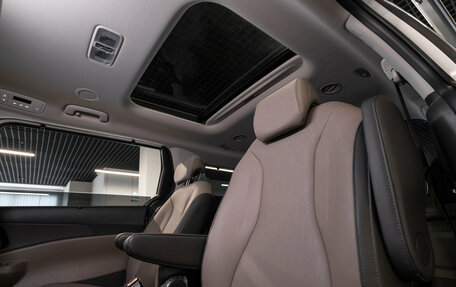 KIA Carnival, 2024 год, 5 700 000 рублей, 15 фотография