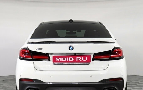 BMW 5 серия, 2020 год, 5 400 000 рублей, 4 фотография