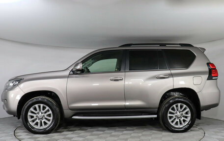 Toyota Land Cruiser Prado 150 рестайлинг 2, 2018 год, 4 500 000 рублей, 9 фотография