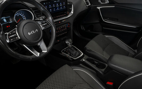 KIA cee'd III, 2022 год, 2 360 000 рублей, 14 фотография
