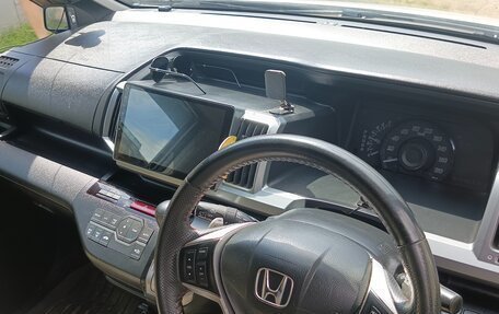 Honda Stepwgn IV, 2014 год, 1 250 000 рублей, 8 фотография