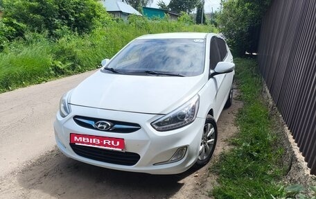 Hyundai Solaris II рестайлинг, 2013 год, 585 000 рублей, 8 фотография