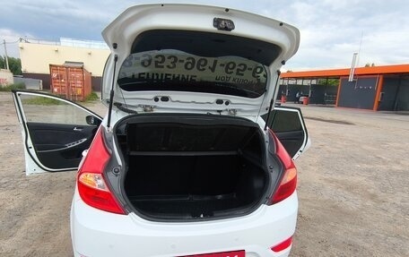 Hyundai Solaris II рестайлинг, 2013 год, 585 000 рублей, 4 фотография