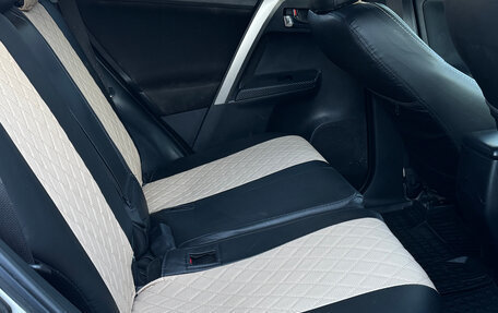 Toyota RAV4, 2013 год, 1 599 999 рублей, 12 фотография