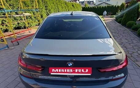 BMW 3 серия, 2019 год, 4 500 000 рублей, 14 фотография