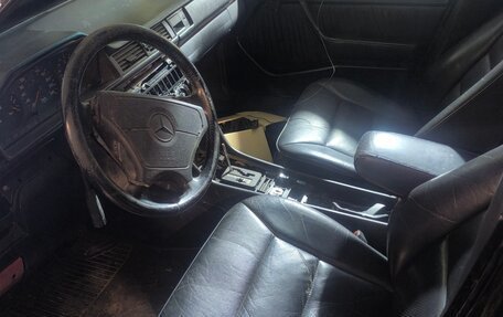 Mercedes-Benz E-Класс, 1994 год, 150 000 рублей, 10 фотография