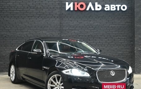 Jaguar XJ IV (X351), 2013 год, 1 465 000 рублей, 19 фотография