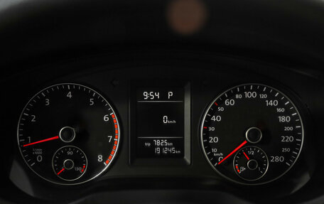 Volkswagen Jetta VI, 2014 год, 989 000 рублей, 13 фотография