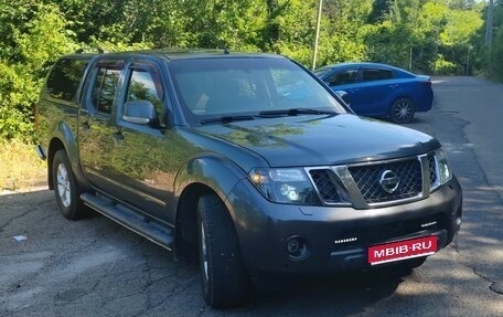 Nissan Navara (Frontier), 2010 год, 1 600 000 рублей, 1 фотография