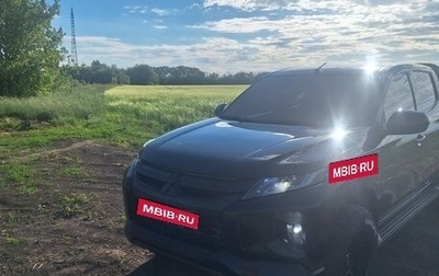 Mitsubishi L200 IV рестайлинг, 2019 год, 2 560 000 рублей, 1 фотография