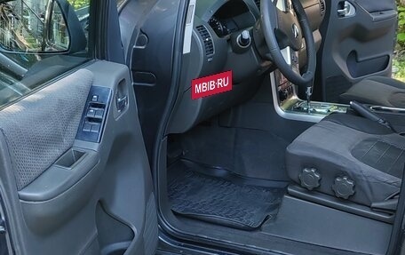 Nissan Navara (Frontier), 2010 год, 1 600 000 рублей, 30 фотография