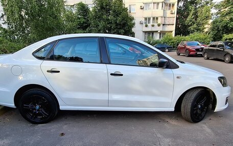 Volkswagen Polo VI (EU Market), 2016 год, 1 100 000 рублей, 5 фотография
