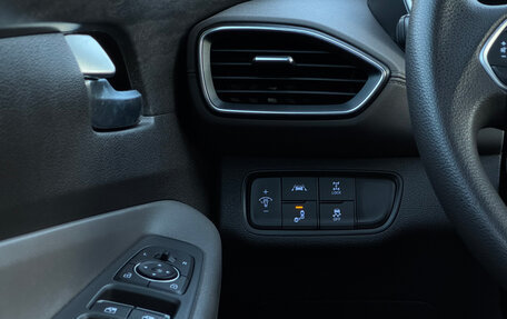 Hyundai Santa Fe IV, 2020 год, 3 300 000 рублей, 8 фотография