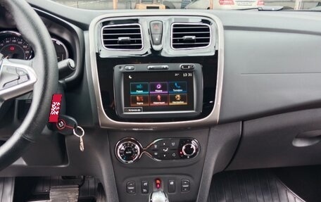 Renault Logan II, 2019 год, 1 300 000 рублей, 11 фотография