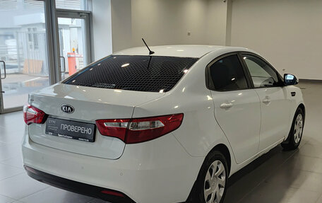 KIA Rio III рестайлинг, 2011 год, 750 000 рублей, 5 фотография